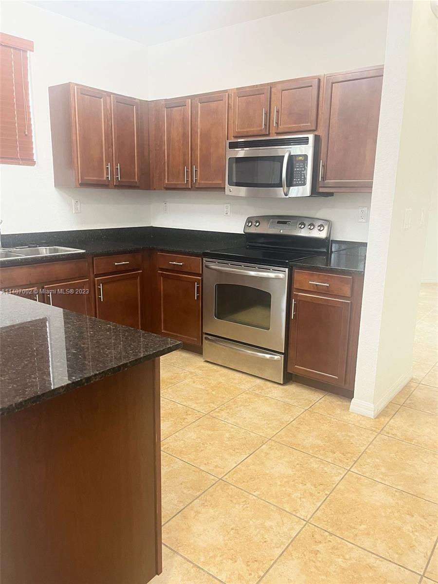 CORONADO AT DORAL VII CON - Residential