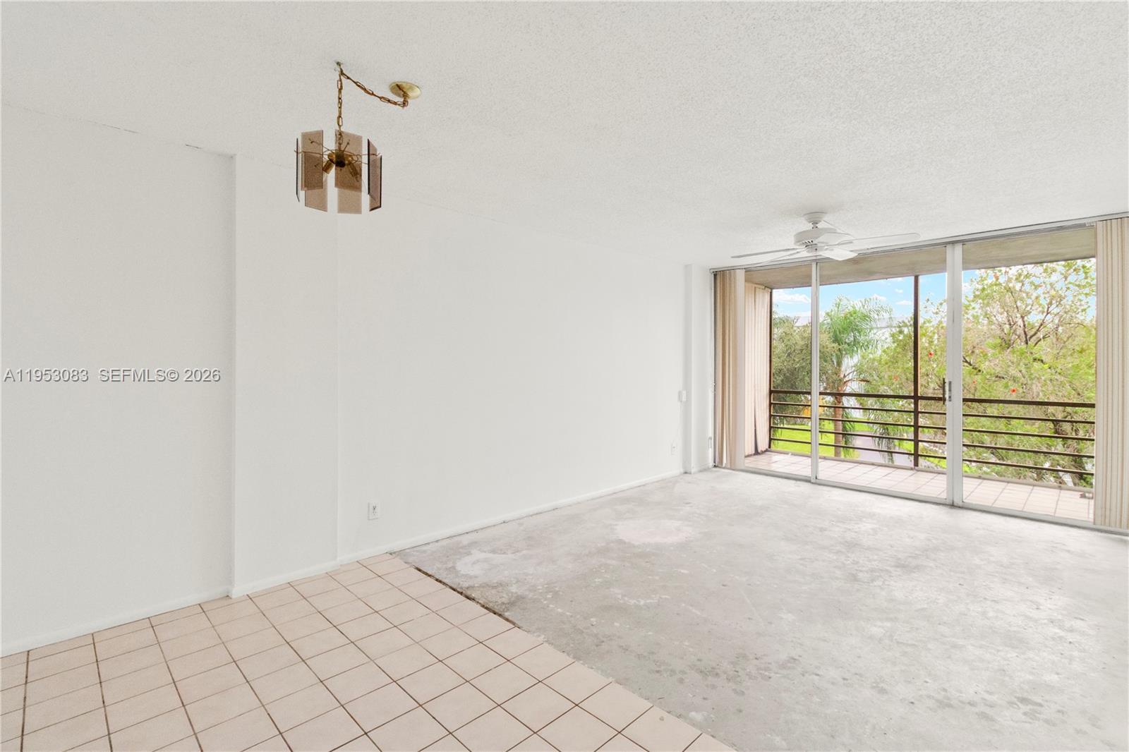 ROYAL PARK CONDO - Residential