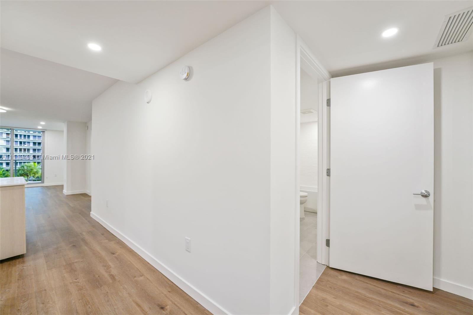 Flamingo Point - Residential Lease