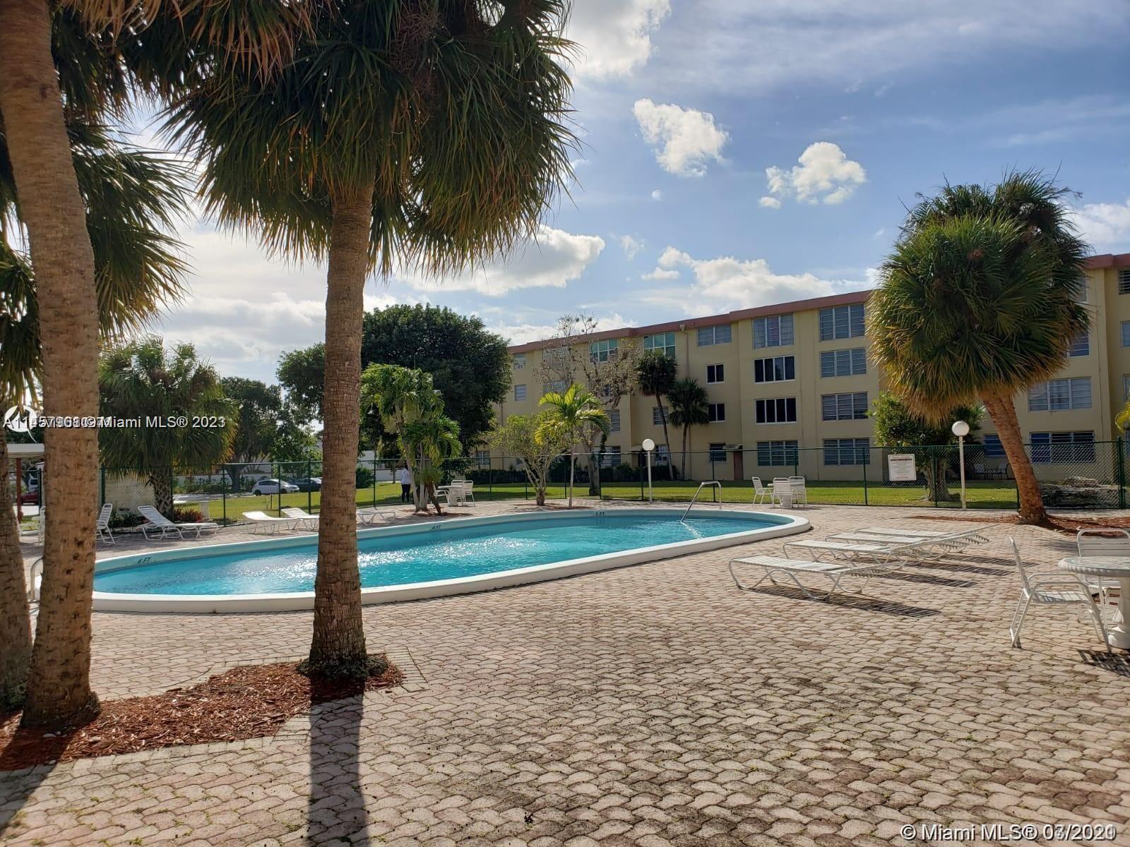 ROYAL OAKS CONDO - Residential Lease