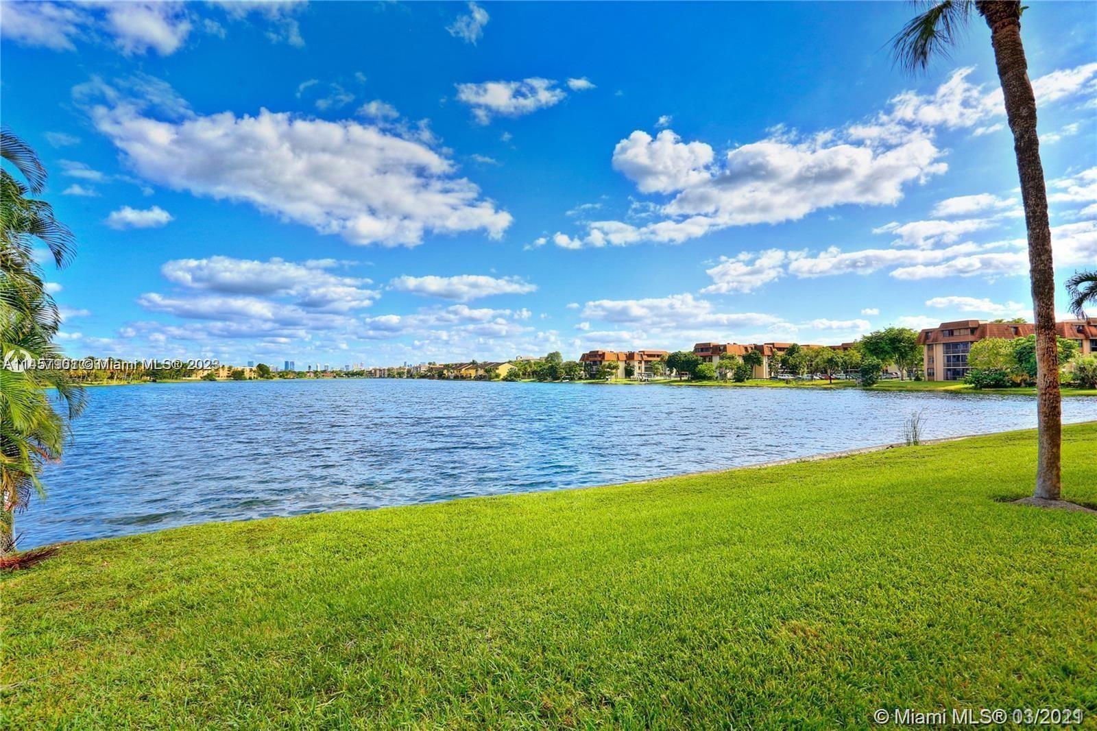 ROYAL OAKS CONDO - Residential Lease