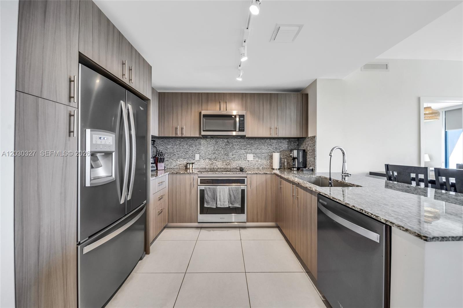 5350 PARK CONDO - Residential Lease