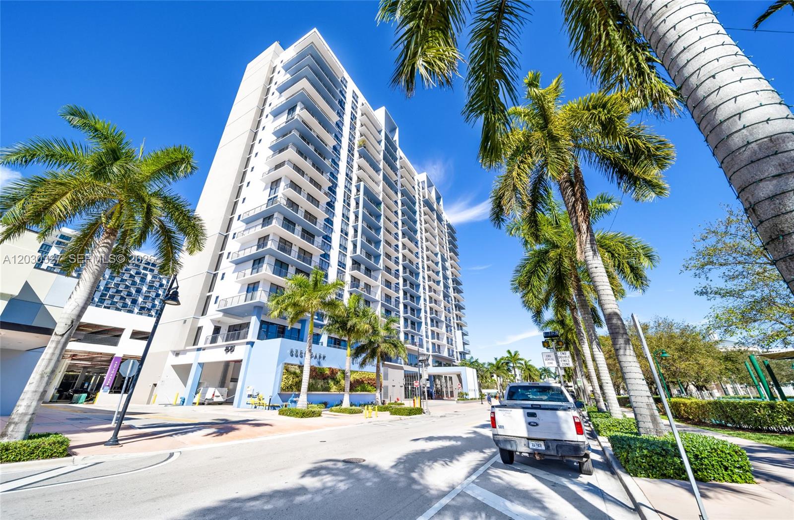 5350 PARK CONDO - Residential Lease