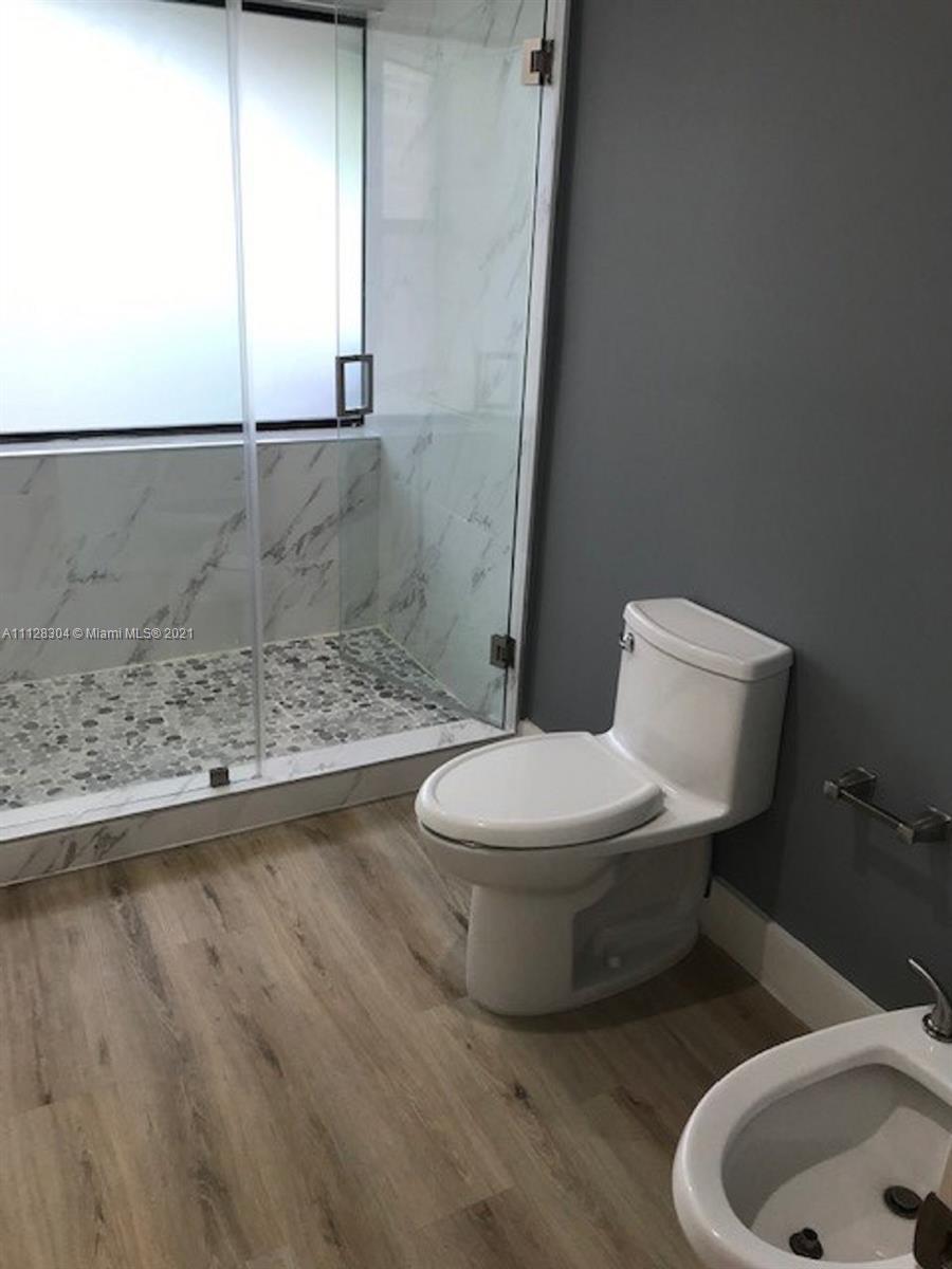 WINONA PARK - Residential Lease