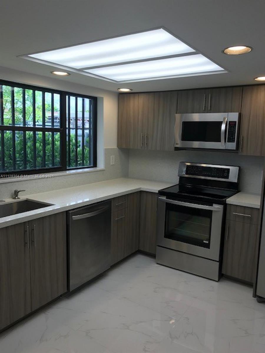 WINONA PARK - Residential Lease