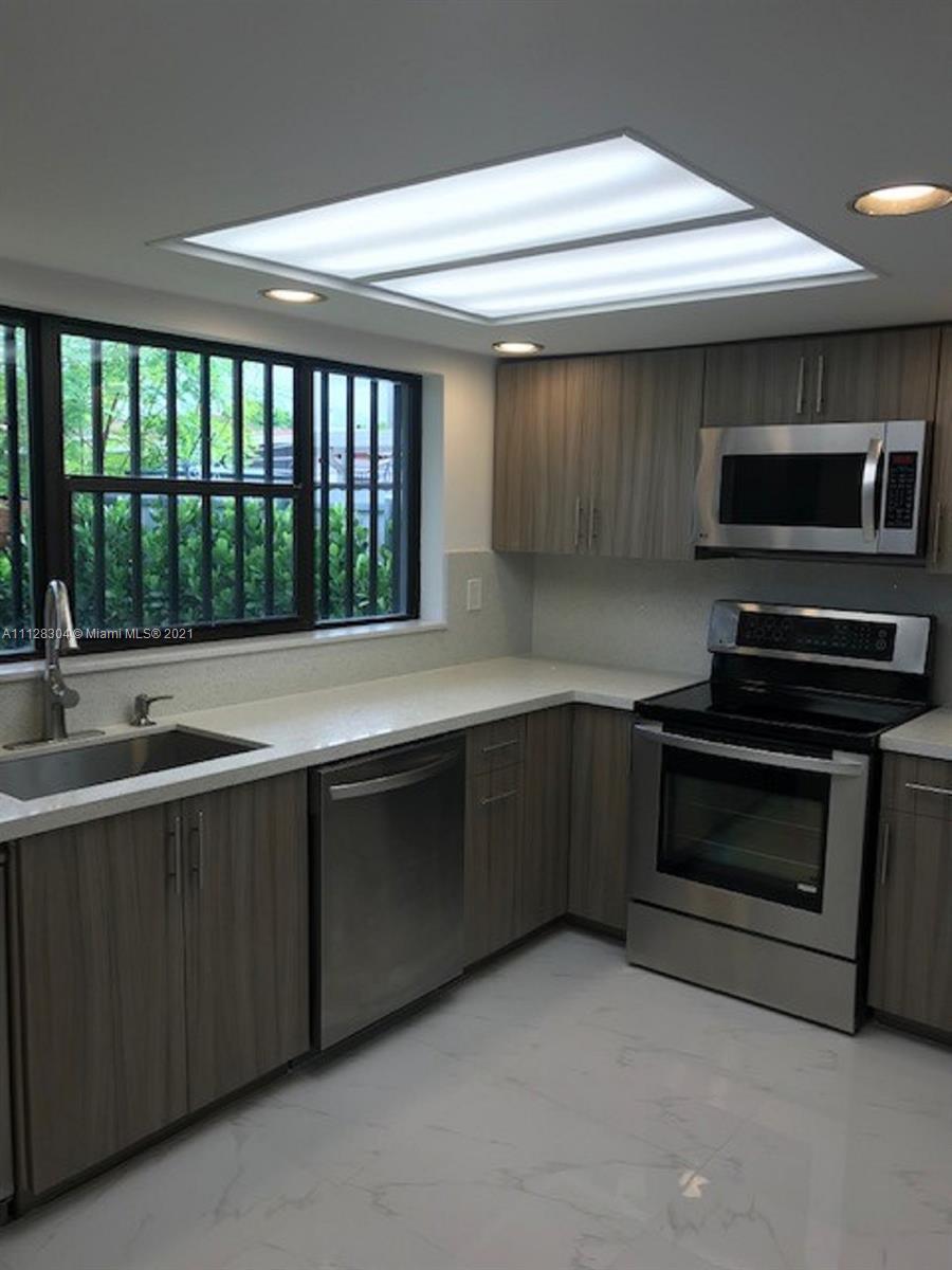 WINONA PARK - Residential Lease
