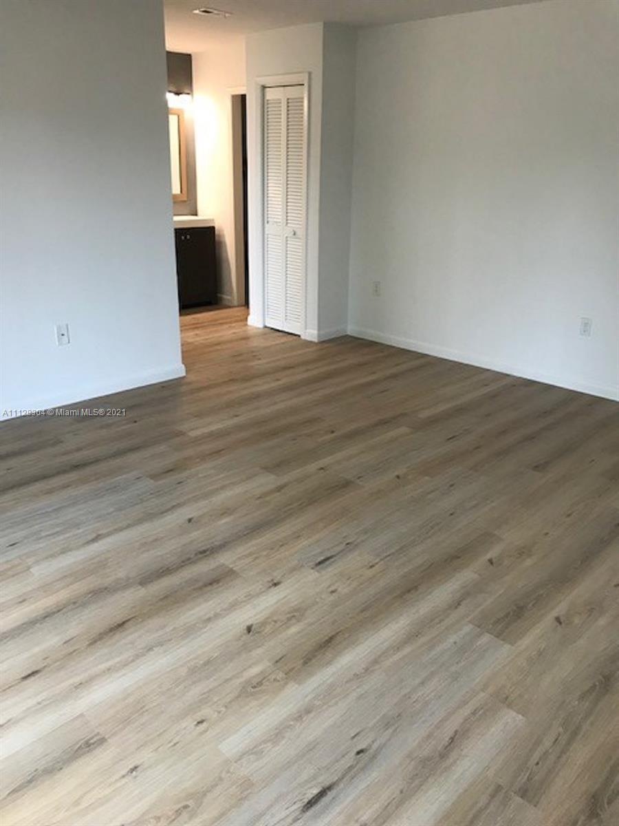 WINONA PARK - Residential Lease