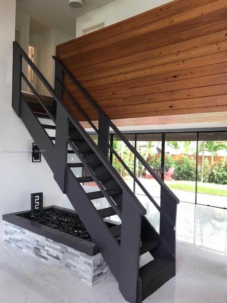 WINONA PARK - Residential Lease
