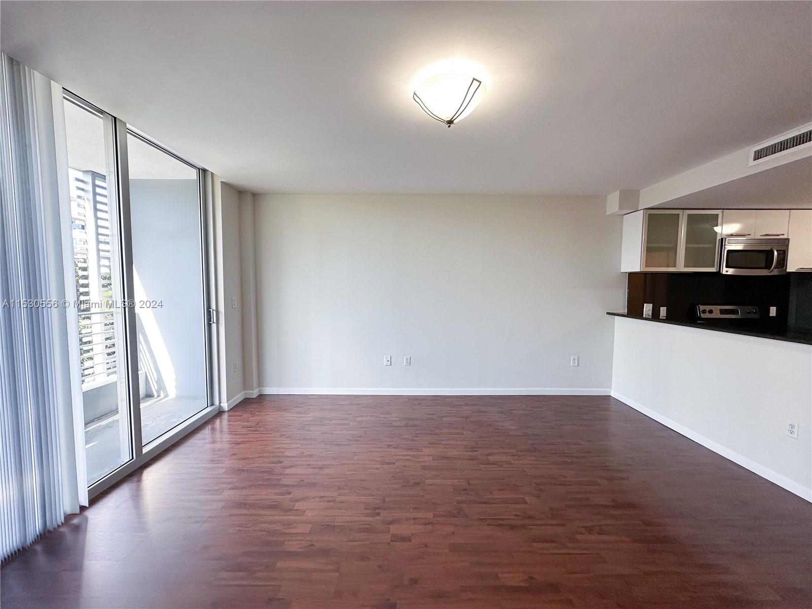 LOFTS AT MAYFAIR CONDO - Residential Lease