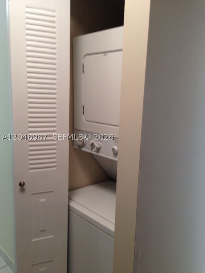 PARC VISTA CONDO - Residential Lease