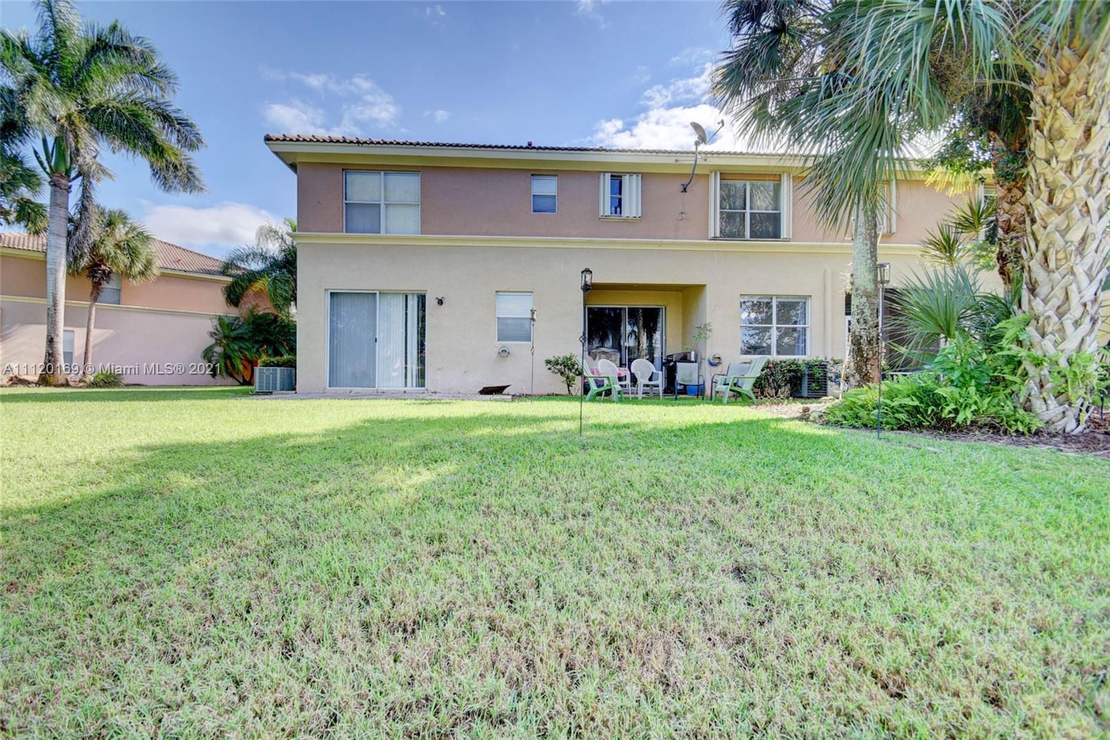 SEMINOLE ESTATES & TOWNHO - Residential