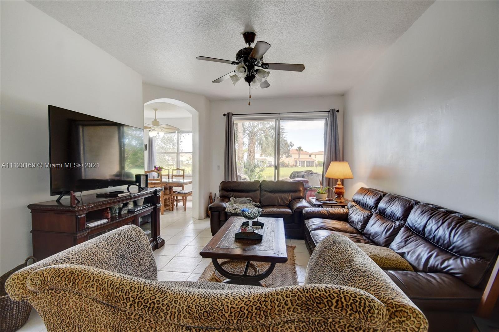 SEMINOLE ESTATES & TOWNHO - Residential