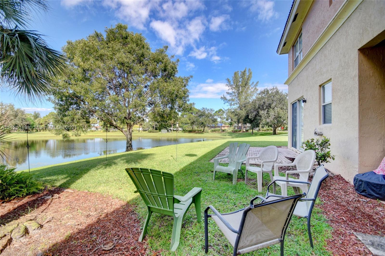 SEMINOLE ESTATES & TOWNHO - Residential