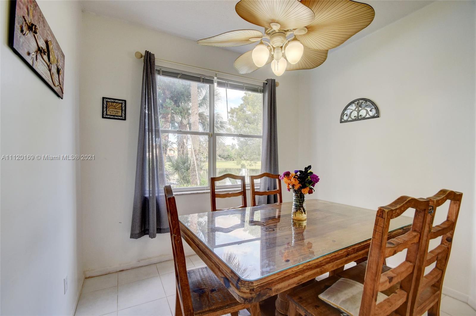 SEMINOLE ESTATES & TOWNHO - Residential