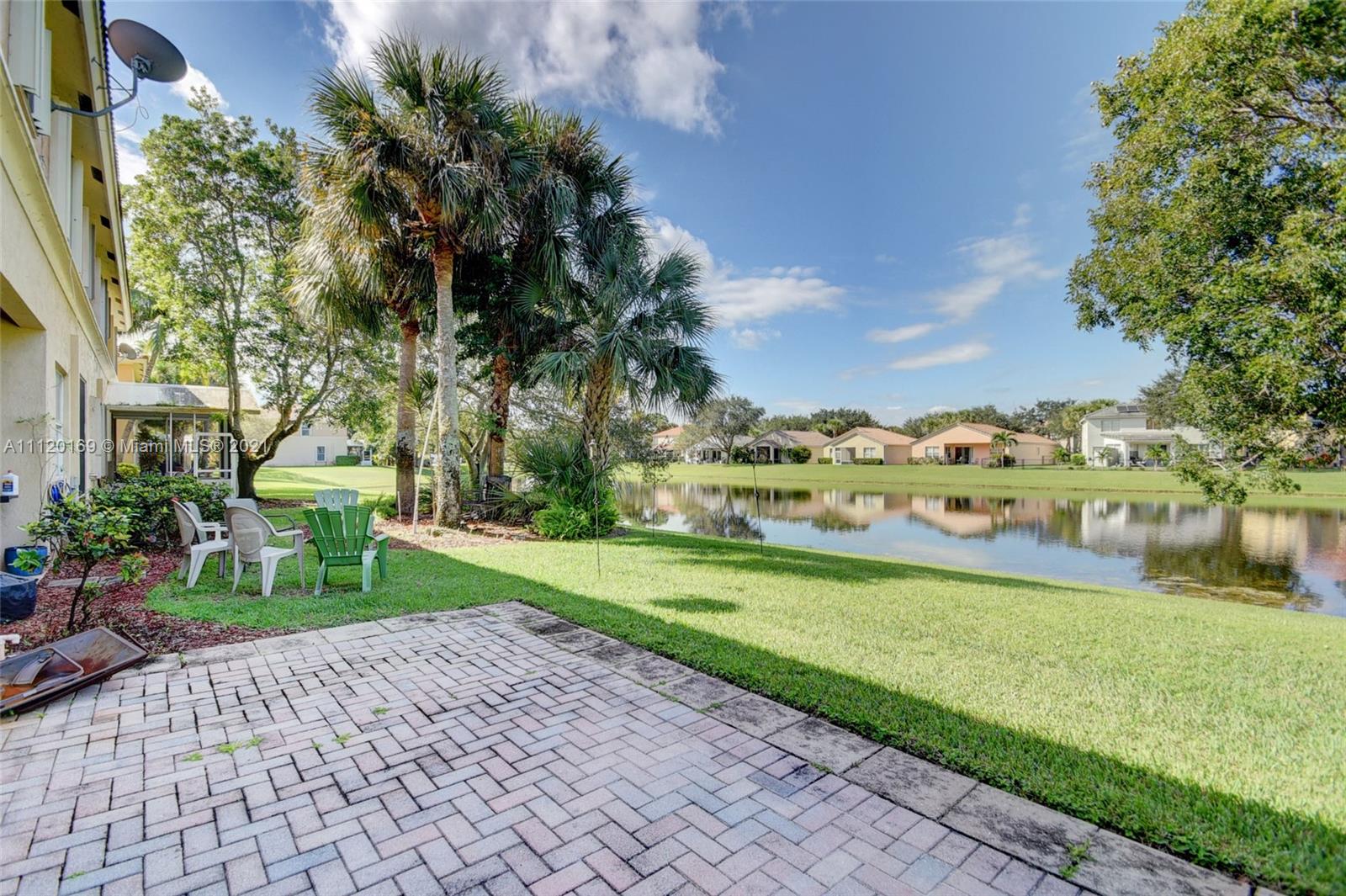 SEMINOLE ESTATES & TOWNHO - Residential