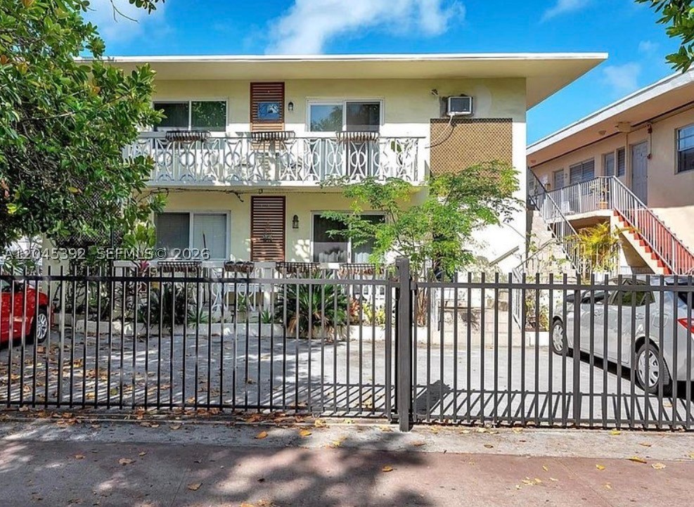 EASTVIEW HOUSE INC - CO-O - Residential