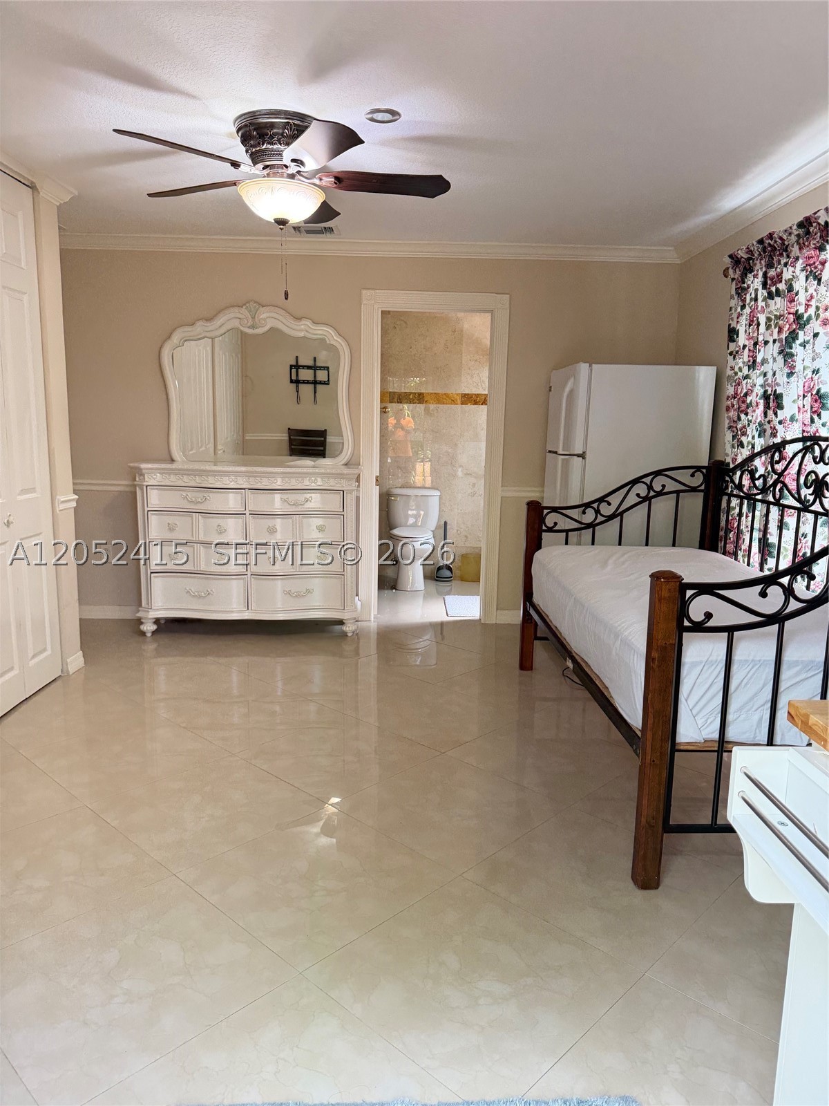 LINCOLN CITY SEC H - Residential Lease