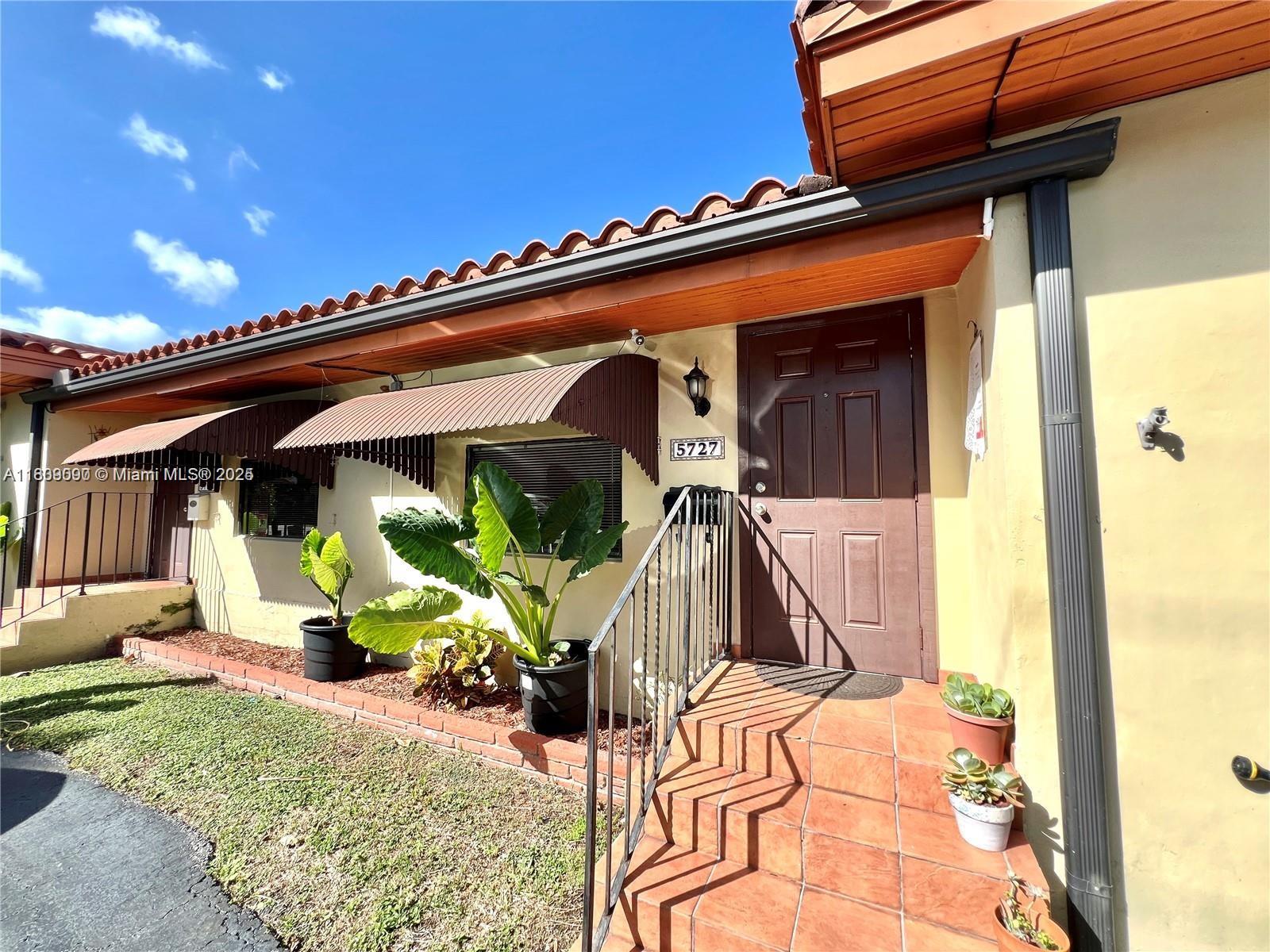CORAL WAY SEC C - Residential Lease