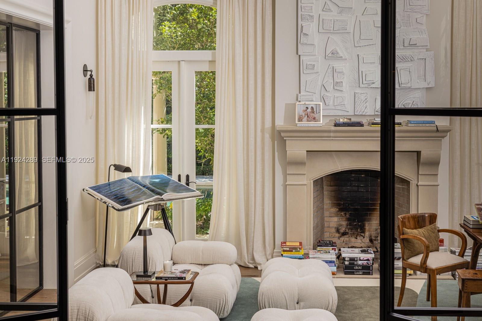 SANS SOUCI CORR PL OF 2ND - Residential