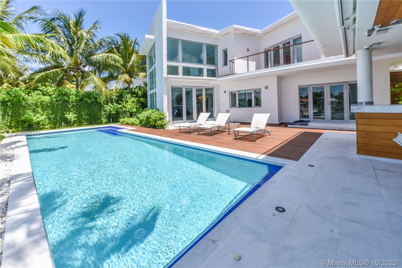 BISCAYNE POINT - Residential