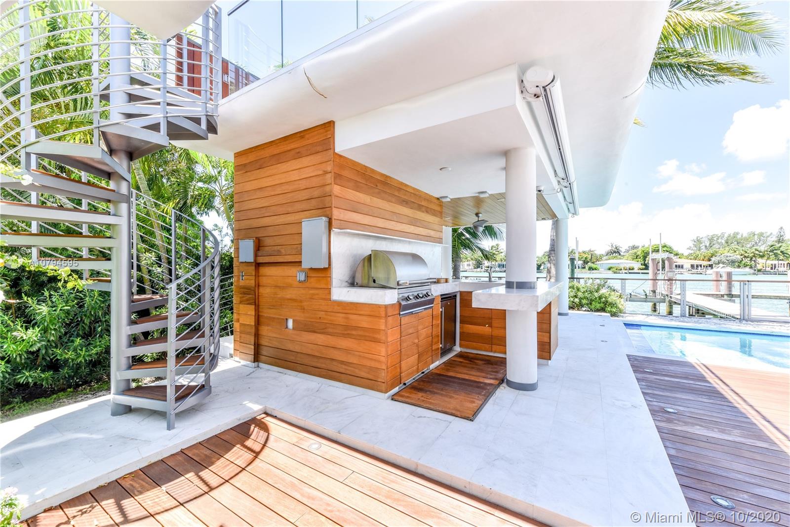BISCAYNE POINT - Residential