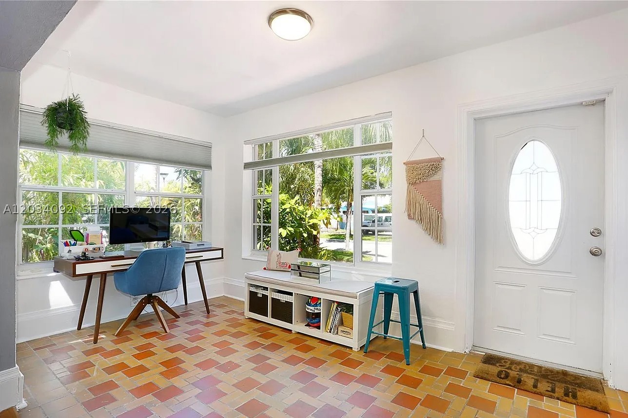 BRICKELL HAMMOCK UNIT NO - Residential Lease