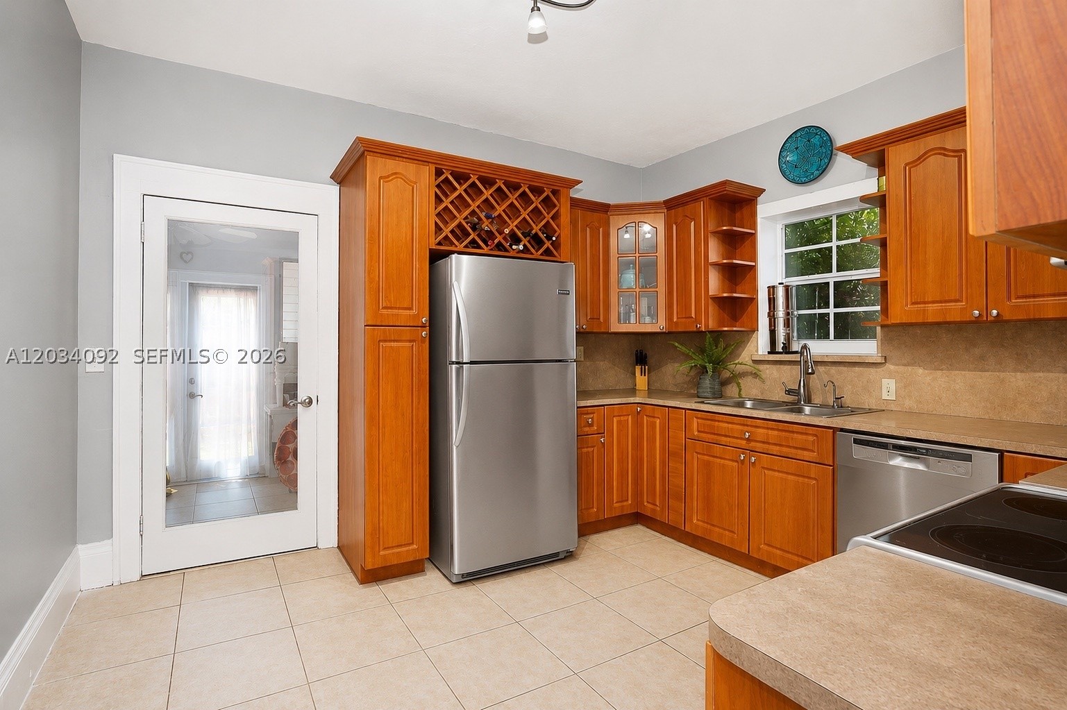 BRICKELL HAMMOCK UNIT NO - Residential Lease