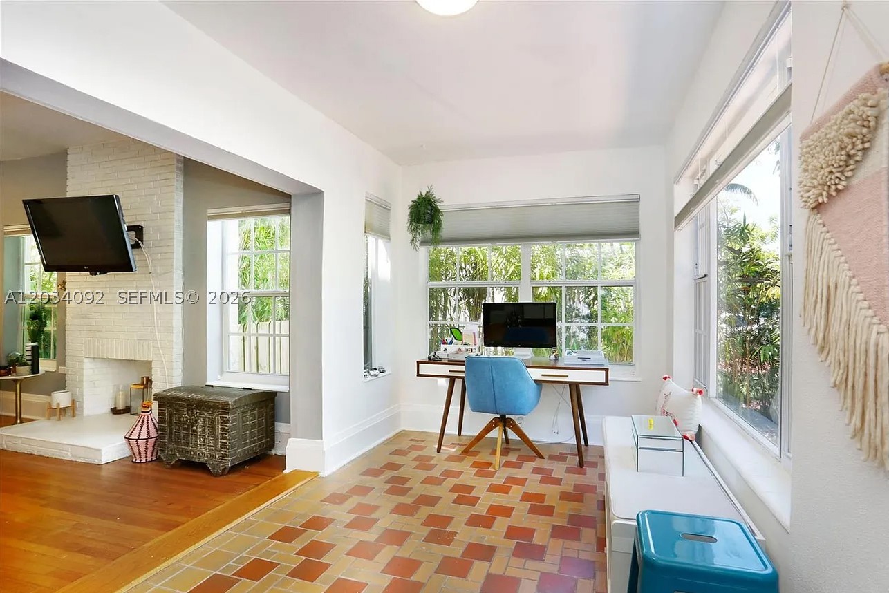 BRICKELL HAMMOCK UNIT NO - Residential Lease