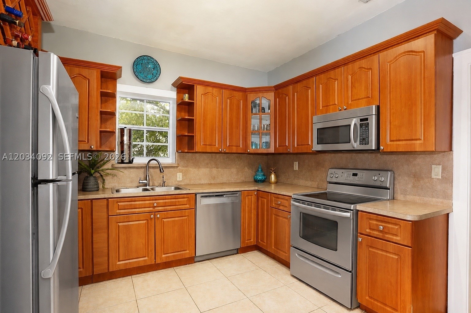 BRICKELL HAMMOCK UNIT NO - Residential Lease