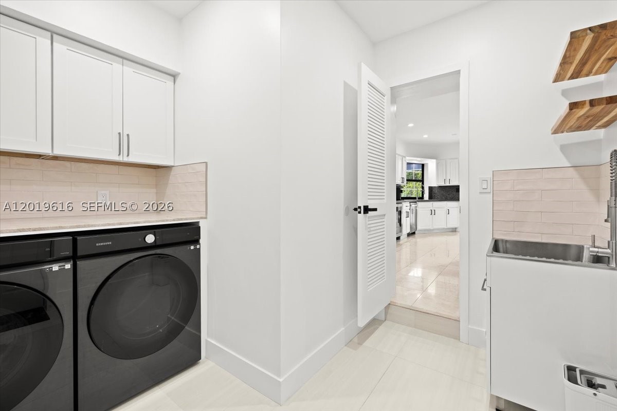 ENCHANTED LAKE SEC 6 - Residential Lease