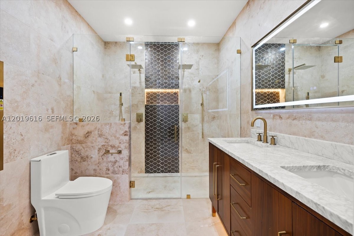 ENCHANTED LAKE SEC 6 - Residential Lease
