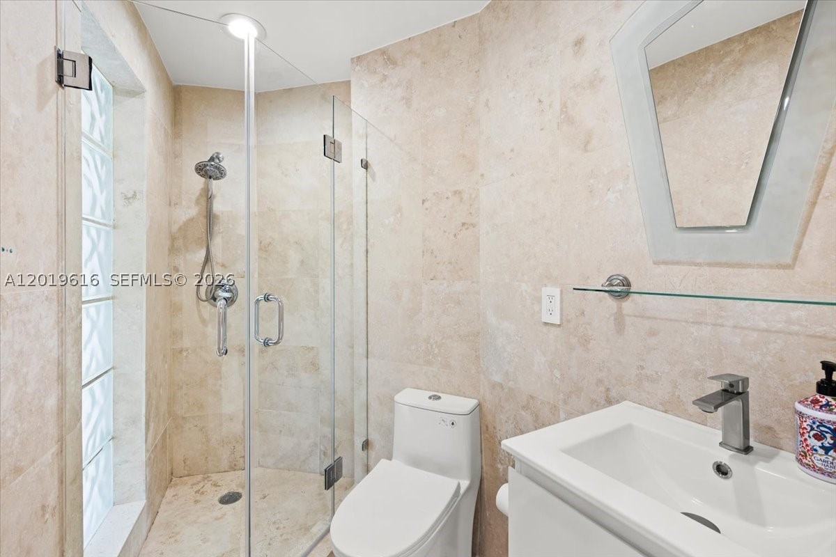 ENCHANTED LAKE SEC 6 - Residential Lease