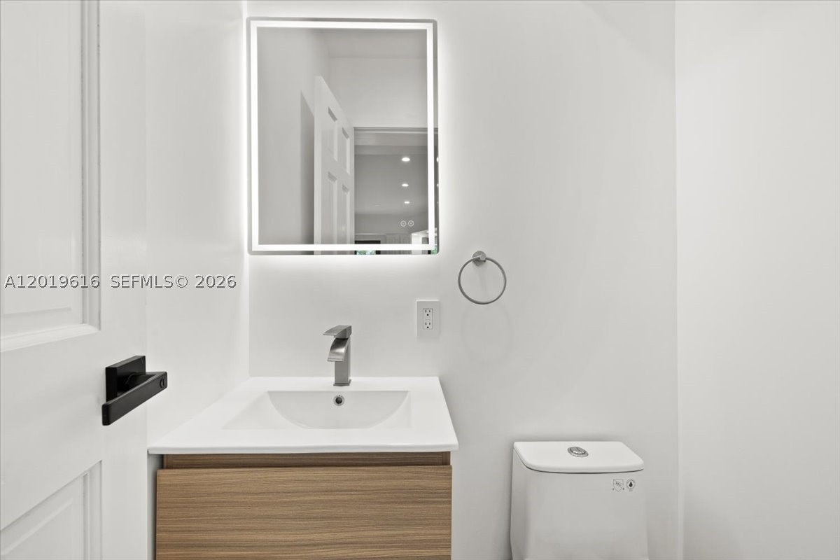 ENCHANTED LAKE SEC 6 - Residential Lease
