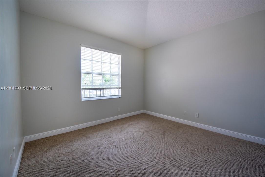 ROLLING HILLS GOLF & TENN - Residential