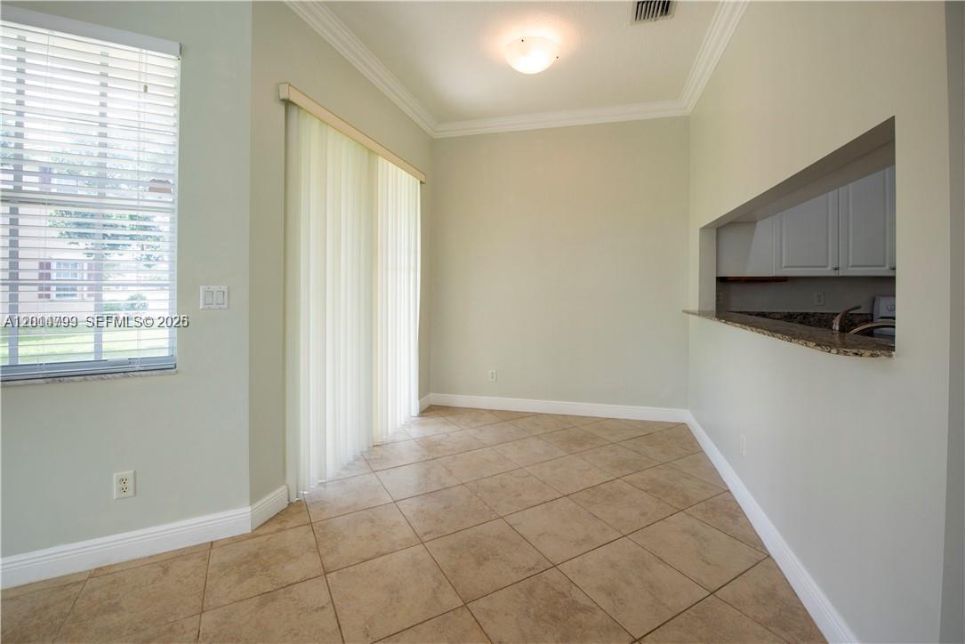 ROLLING HILLS GOLF & TENN - Residential