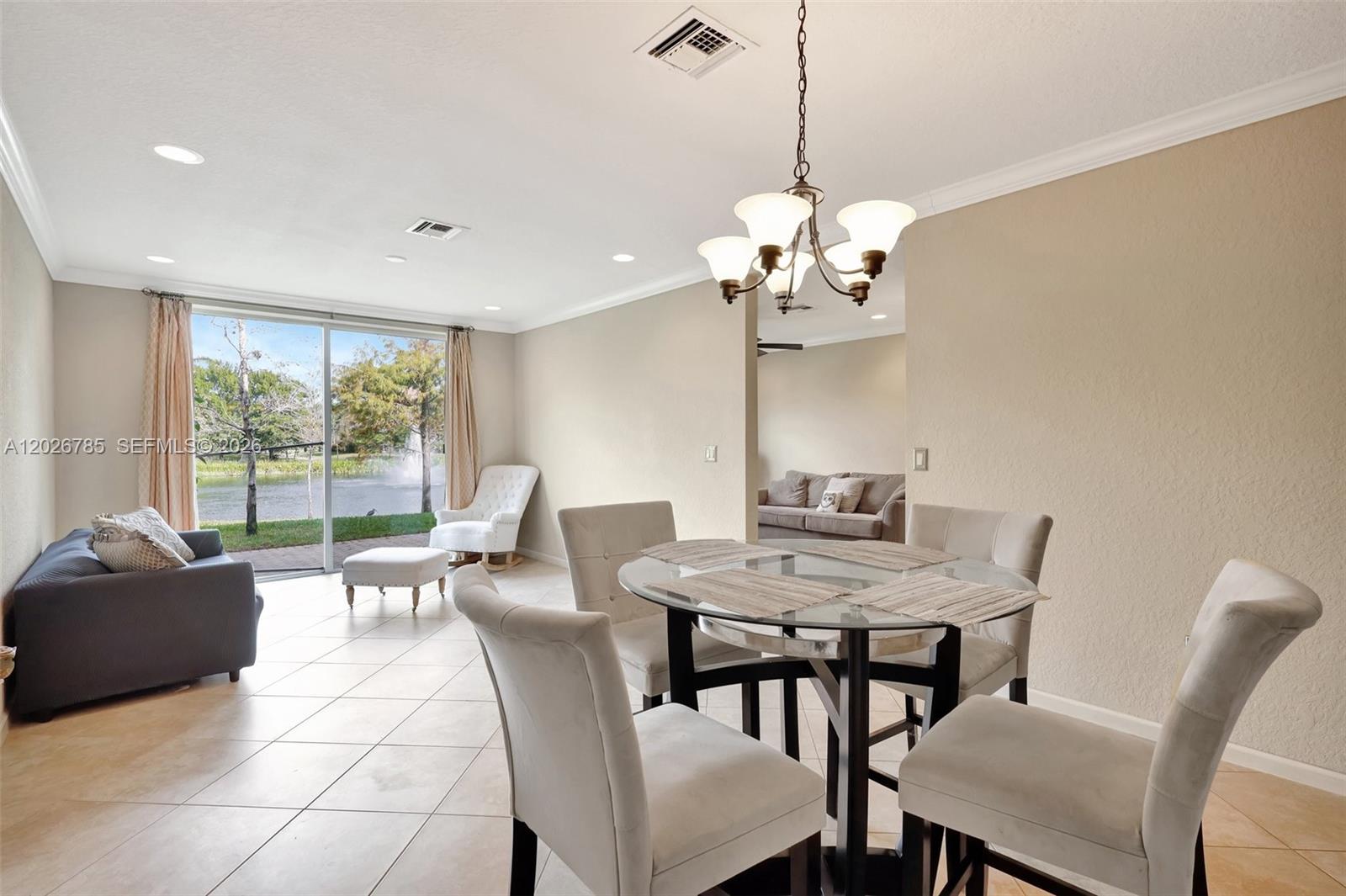 COLONY LAKE - Residential