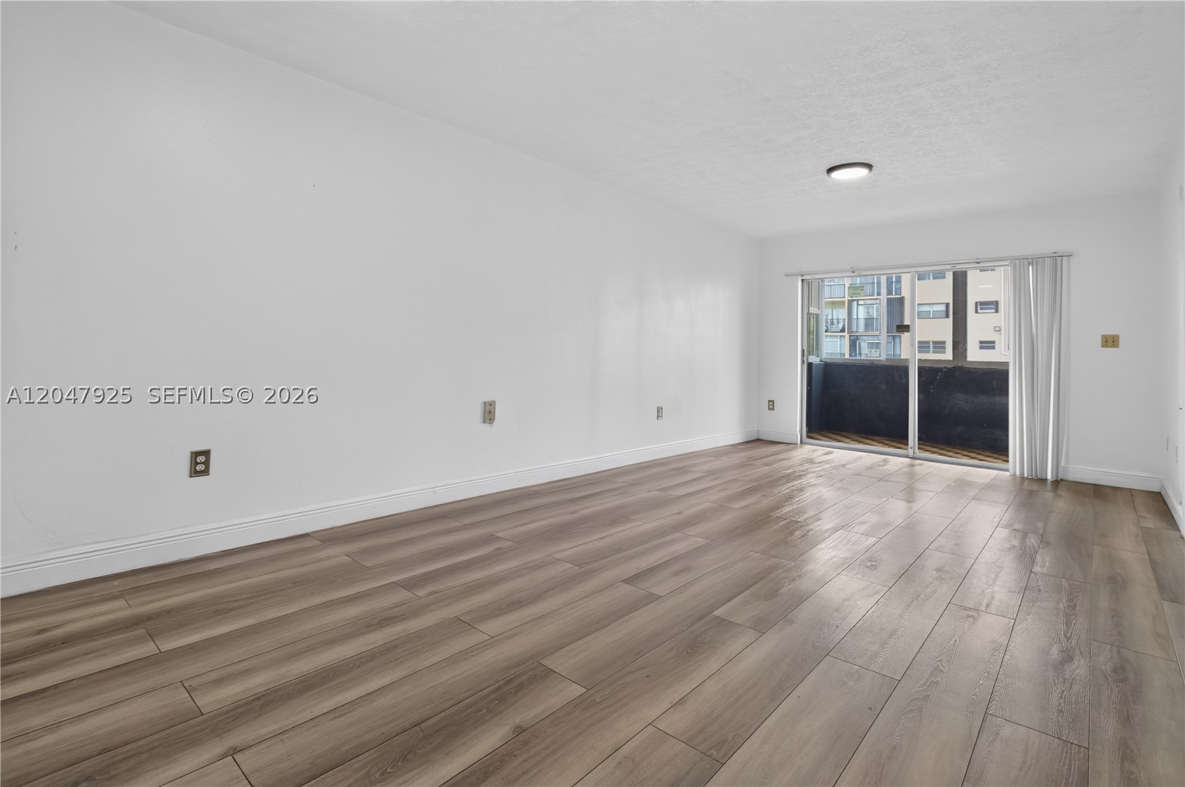 PALMETTO SPRINGS CONDO VI - Residential