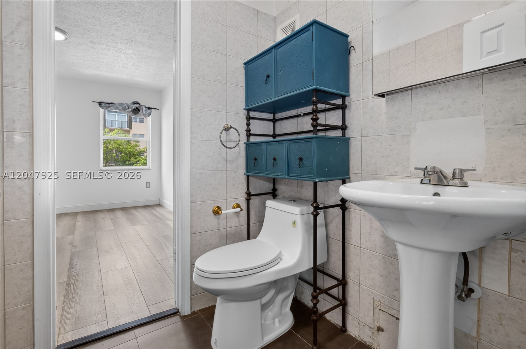 PALMETTO SPRINGS CONDO VI - Residential