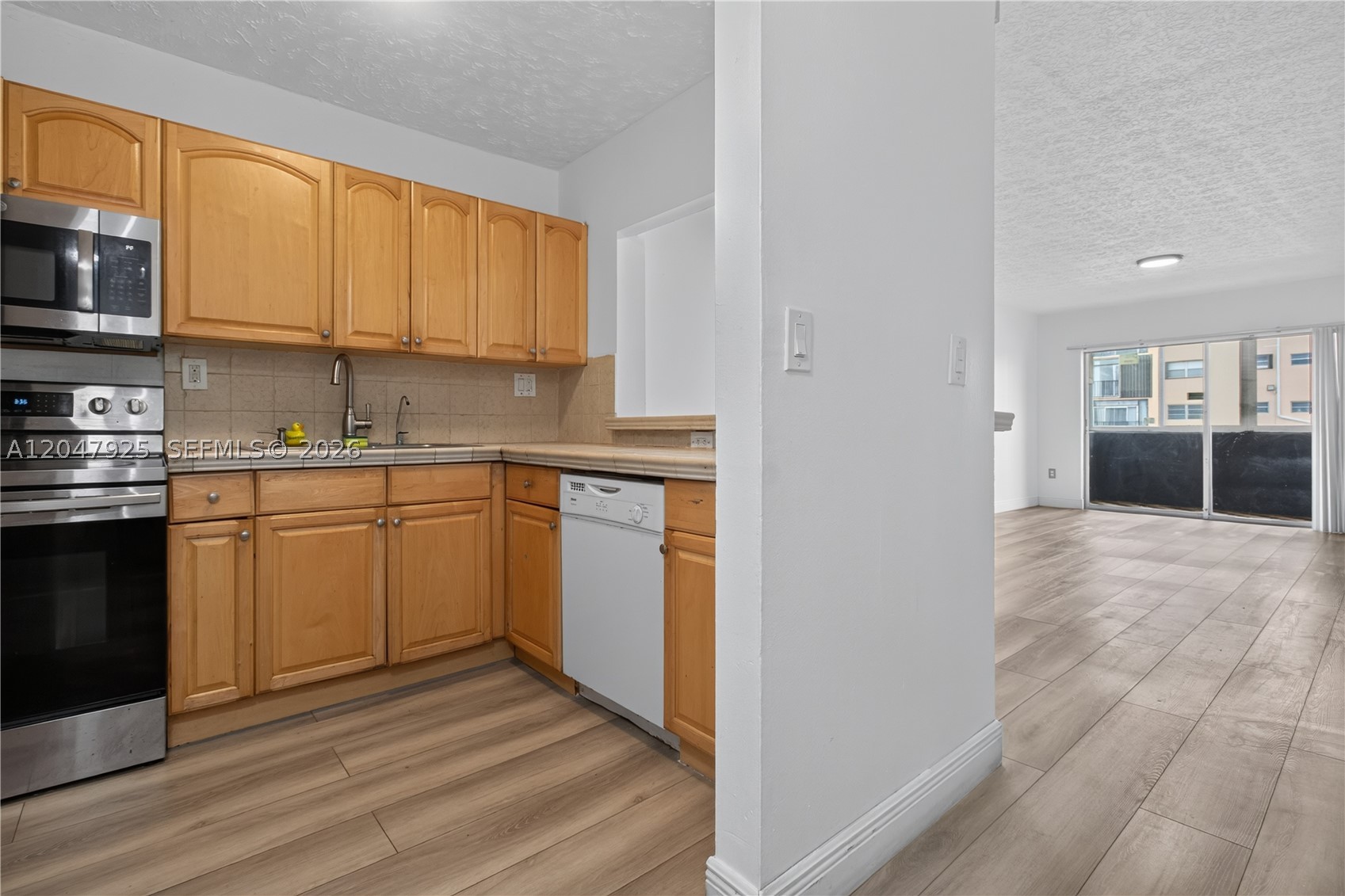 PALMETTO SPRINGS CONDO VI - Residential