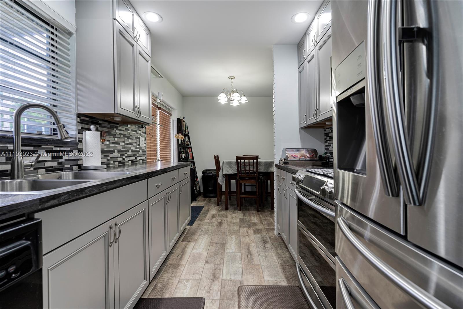 SUNSHINE PARK ESTATES - Residential