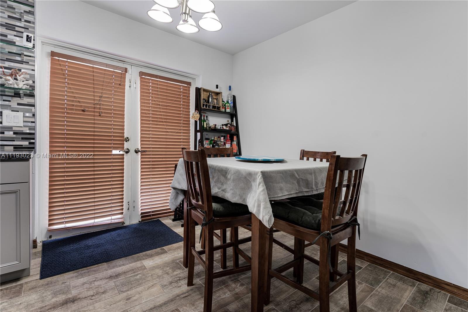 SUNSHINE PARK ESTATES - Residential