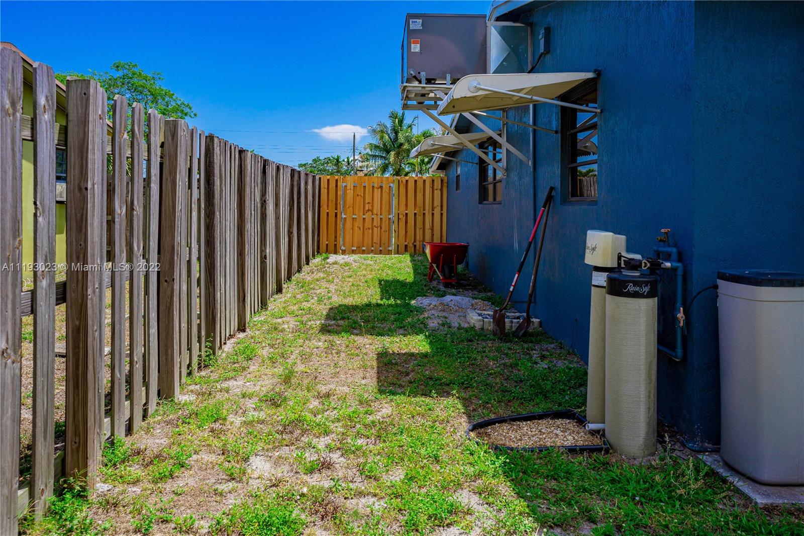 SUNSHINE PARK ESTATES - Residential