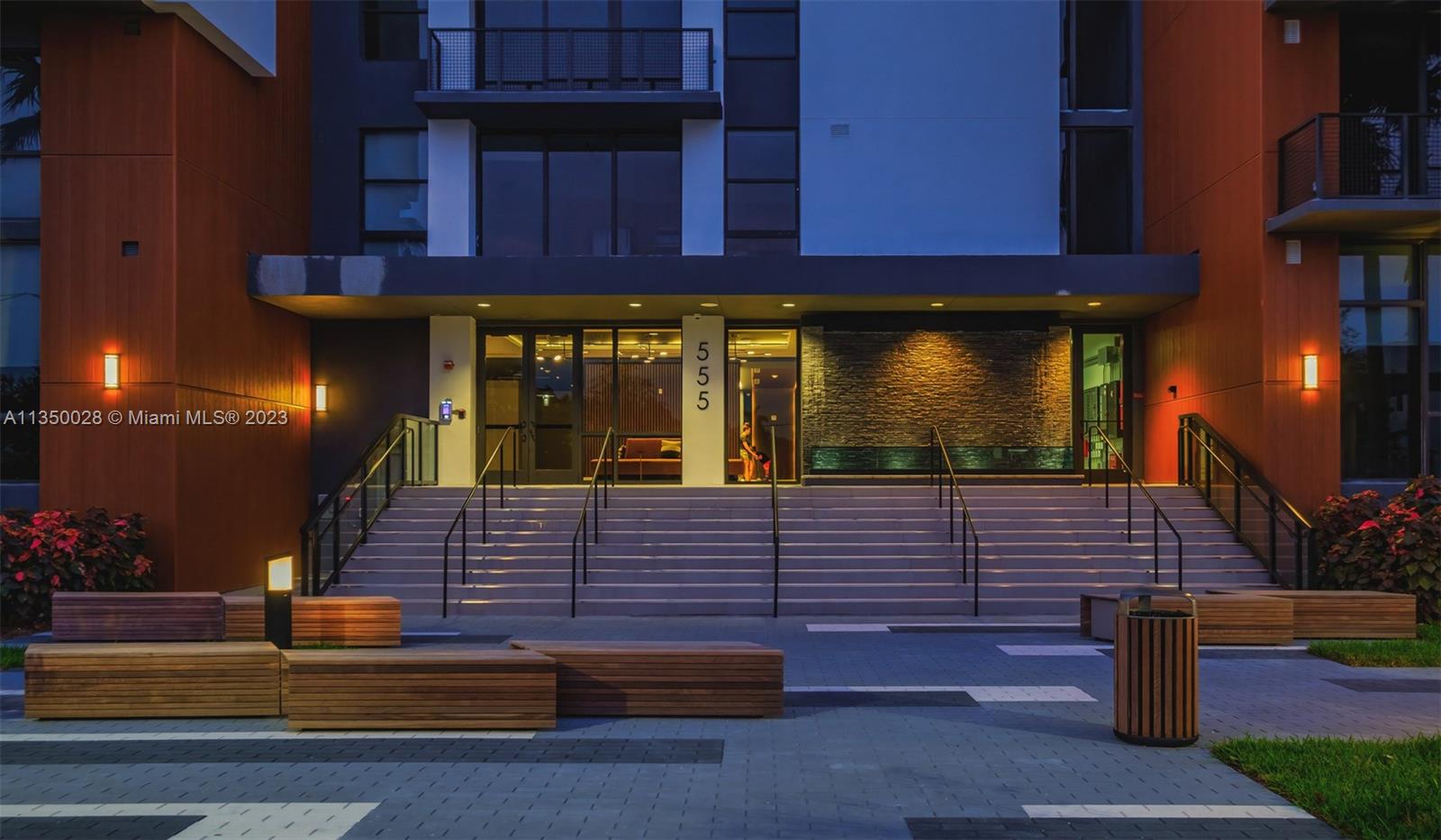 District Flagler Village - Residential Lease