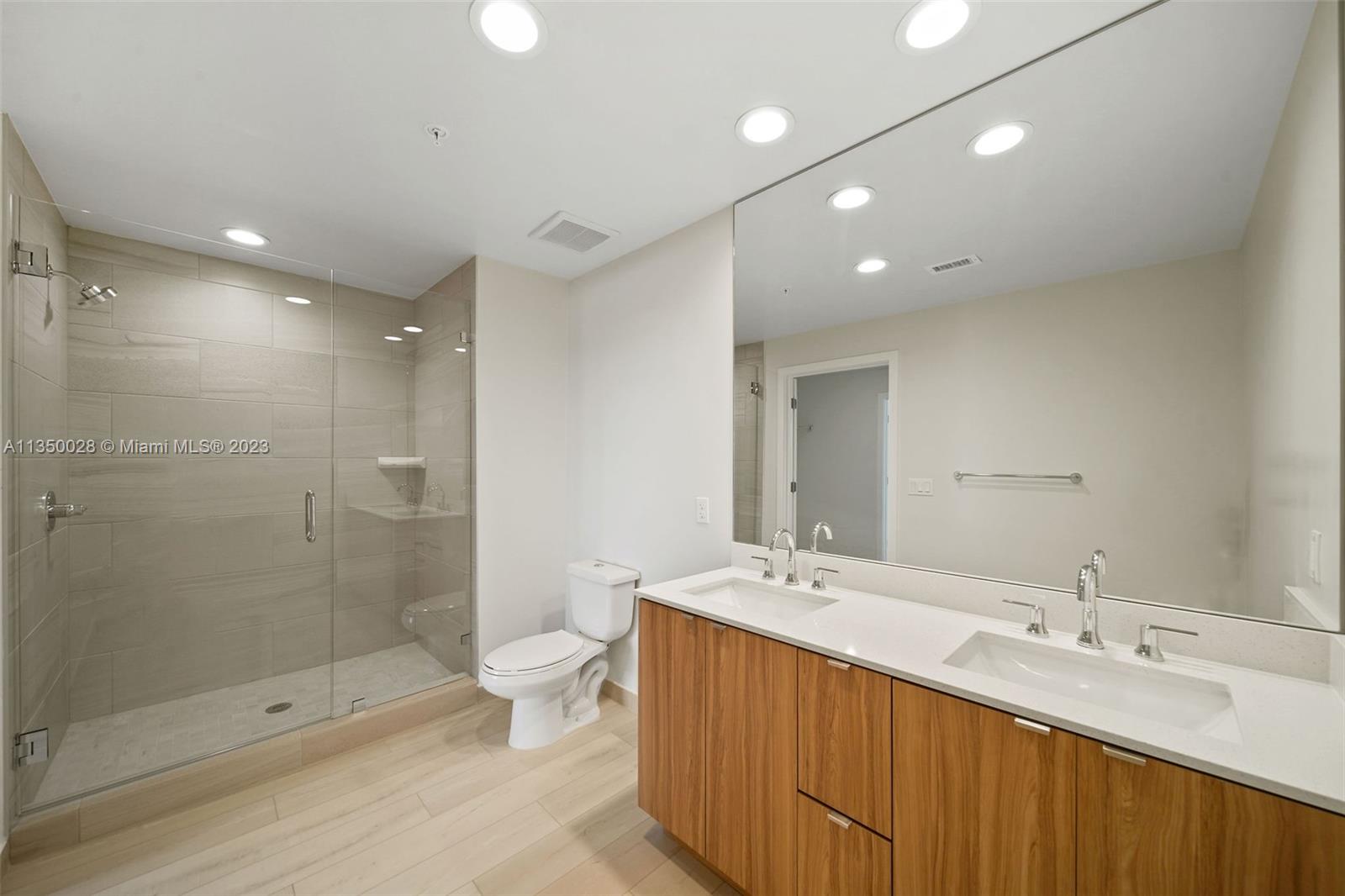 District Flagler Village - Residential Lease