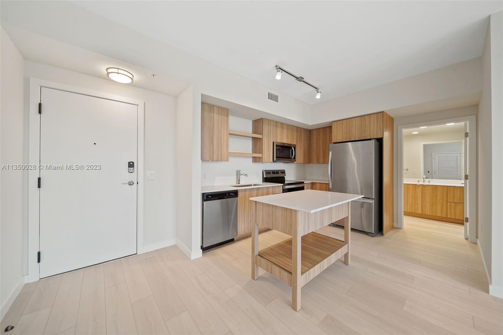 District Flagler Village - Residential Lease