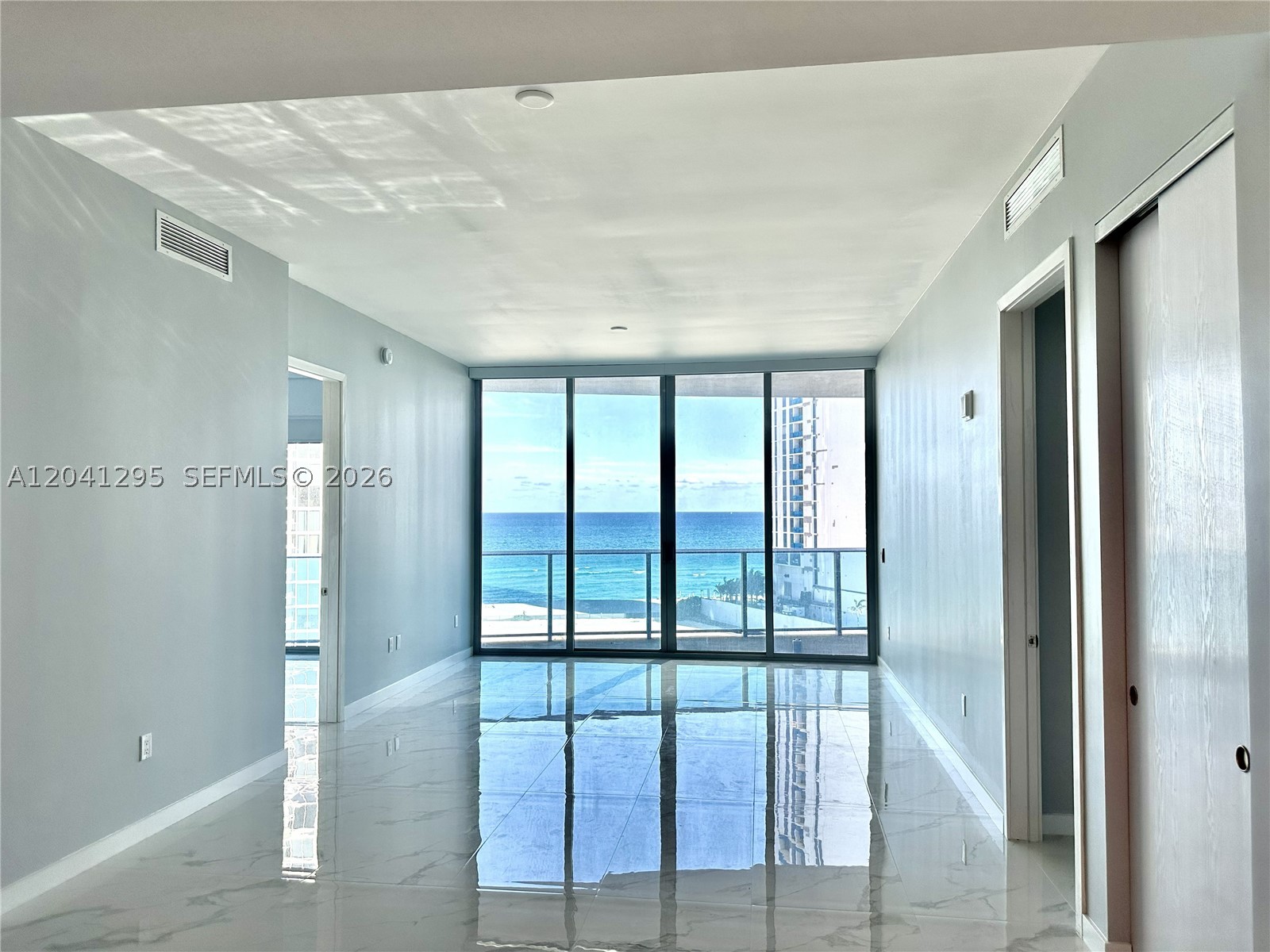 aurora condo - Residential