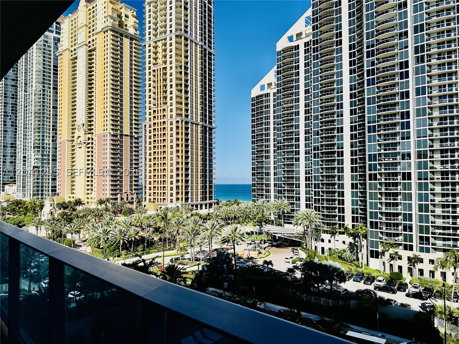 aurora condo - Residential