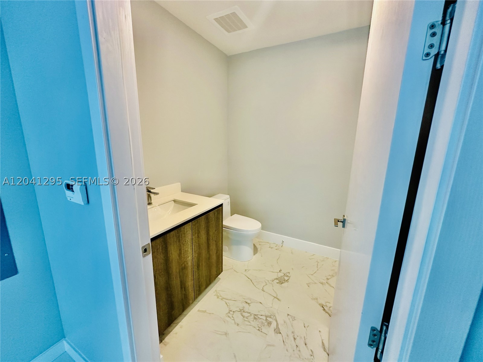 aurora condo - Residential