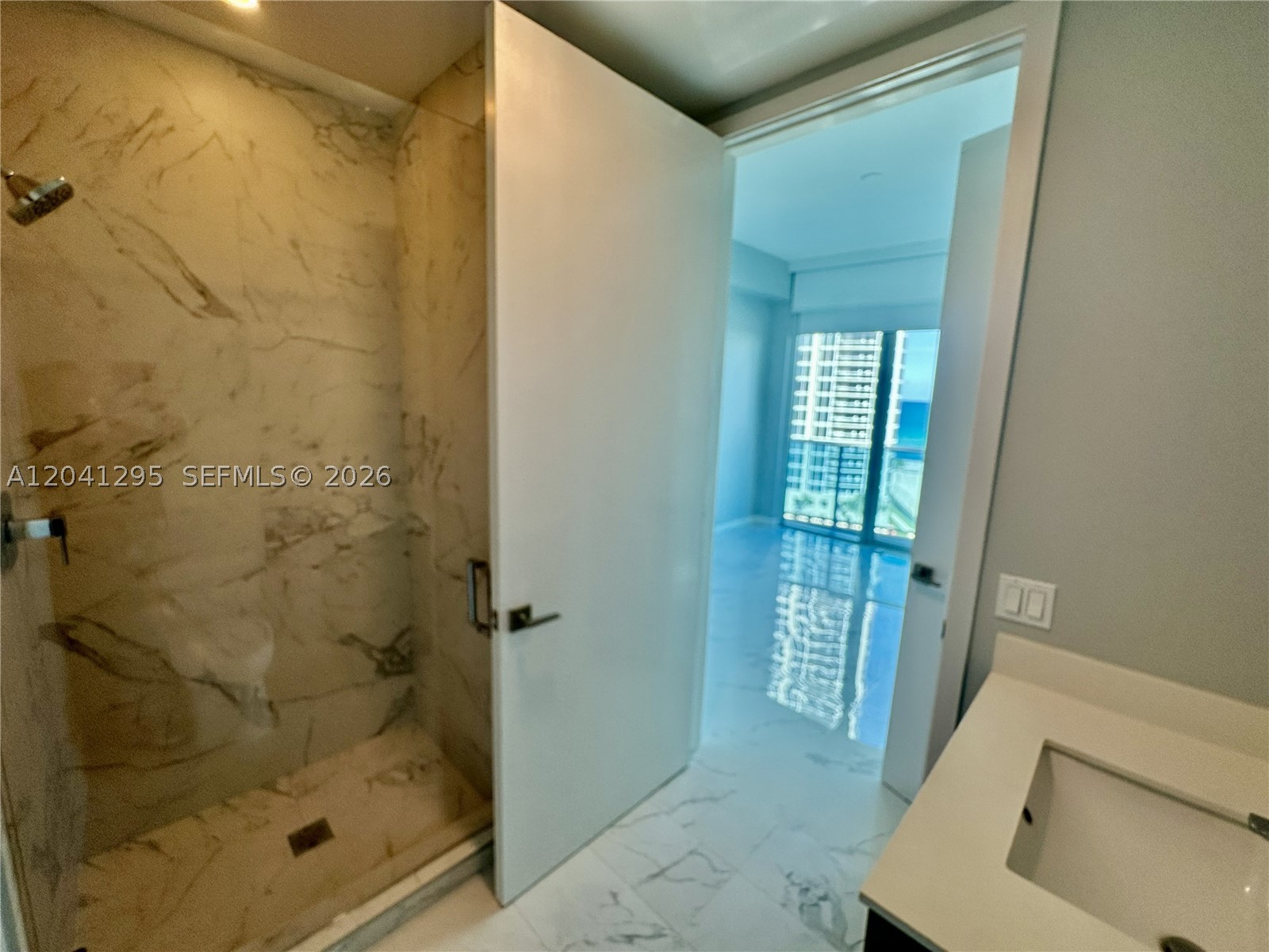 aurora condo - Residential