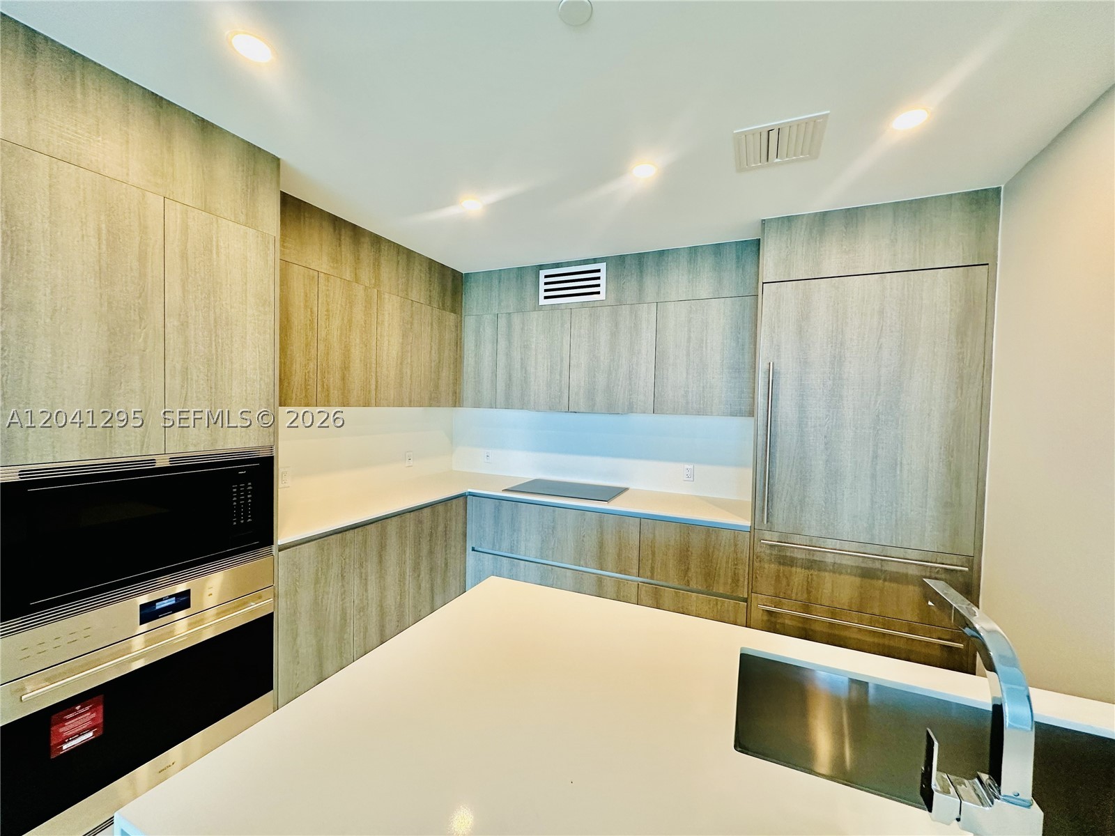 aurora condo - Residential